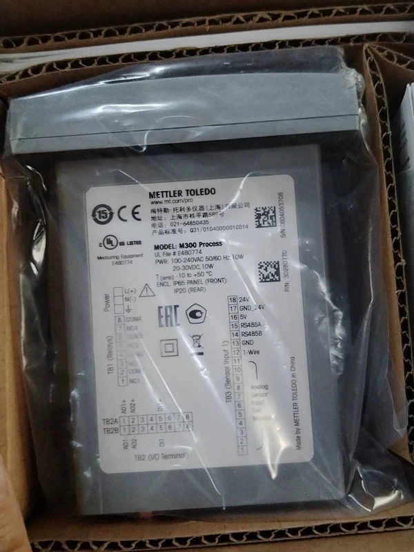 METTLER TOLEDO 30280770  M300 Multi-Parameter Transmitter