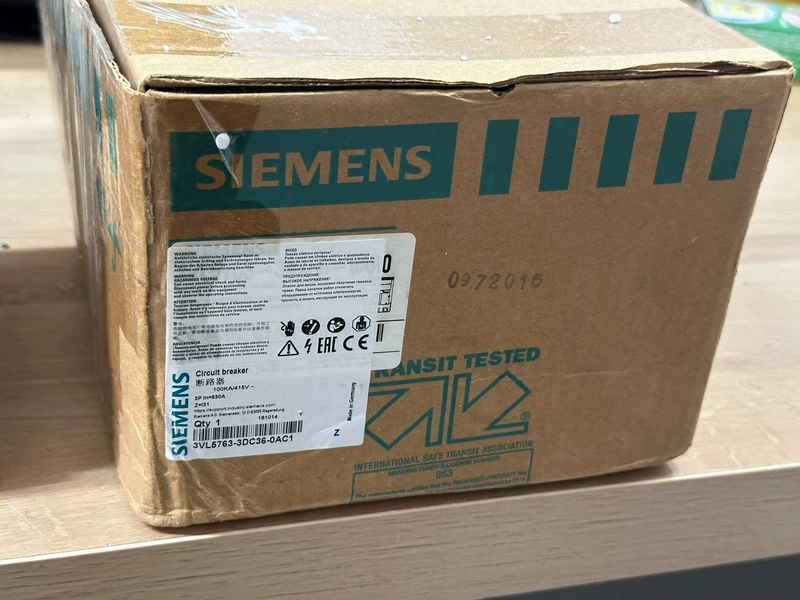 SIEMENS 3VL6763-3DC36-0AC1 Circuit Breaker Industrial