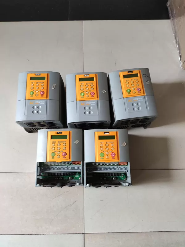 Parker 690-432120B0-B00P00-A400 Variable Frequency Drive
