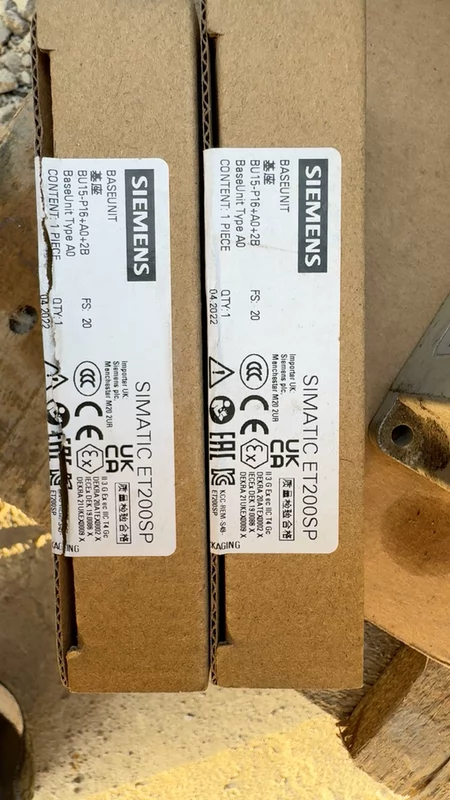 Siemens 6ES7193-6BP00-0BA0 Base Unit for ET 200SP