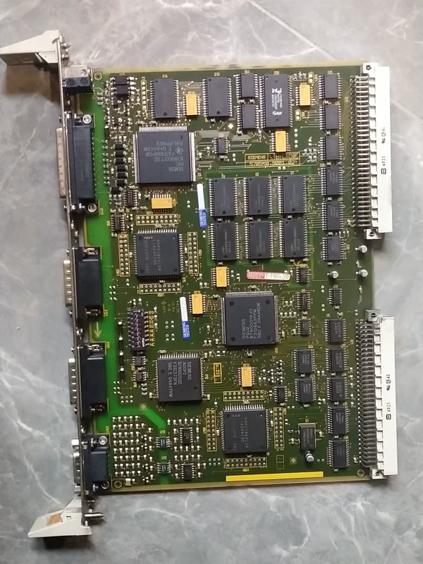 Siemens 6FC5110-0CC01-0AA0 PLC CPU Module for Automation