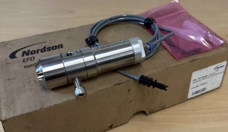 Nordson 736HPA  7013449 High Pressure Valve for Dispensing