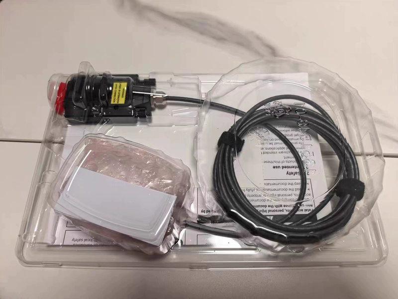 Heidenhain AK LIP 28R  1373773-03 Reading Head Encoder