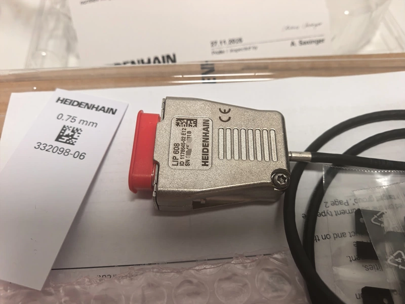 Heidenhain AK LIP 608 RN B IS15 9J 21 11.00 Reading Head