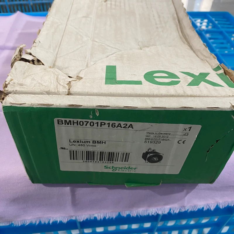Schneider BMH0701P16A2A Servo Motor for Precision Motion