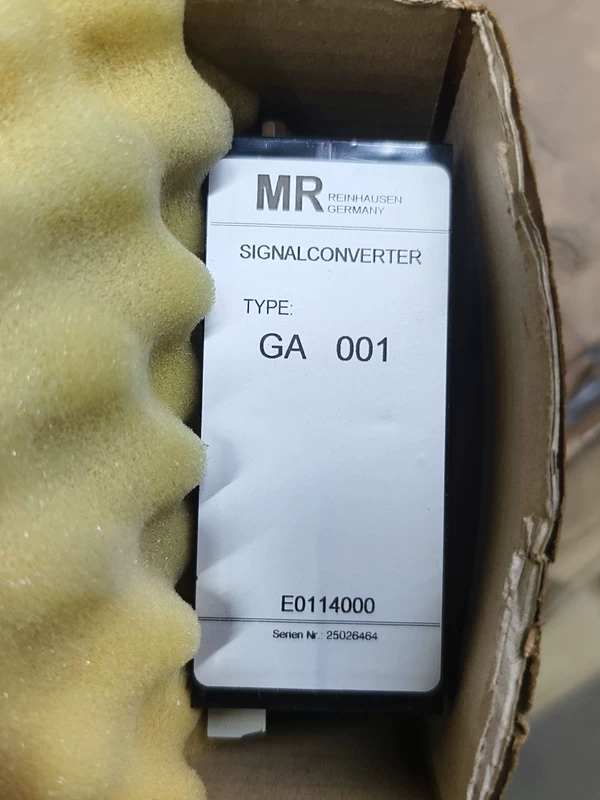 MR E0114000  GA001 Signal Converter for Industrial Use