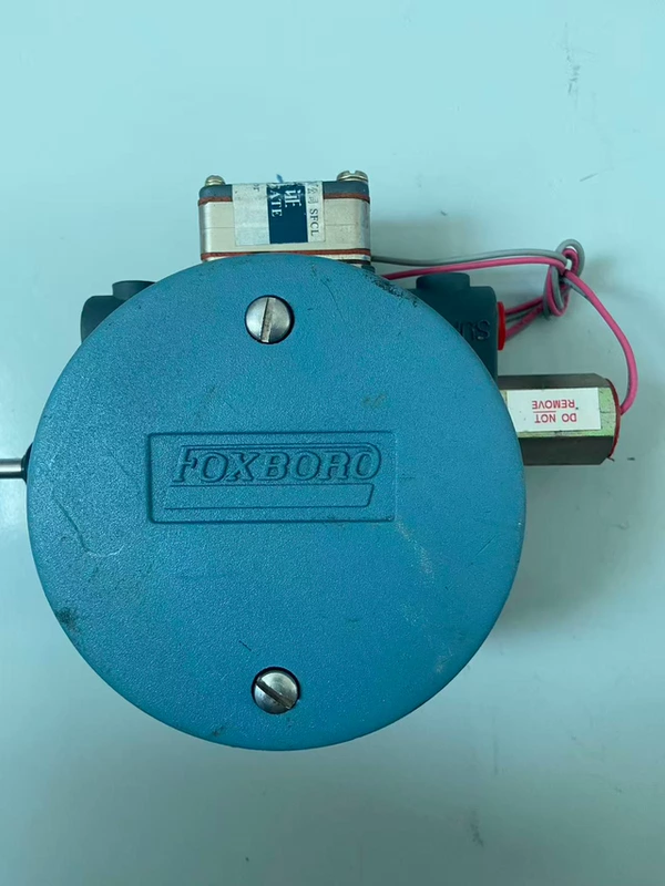 FOXBORO E69P-B11 Electro-Pneumatic Converter for Process Control