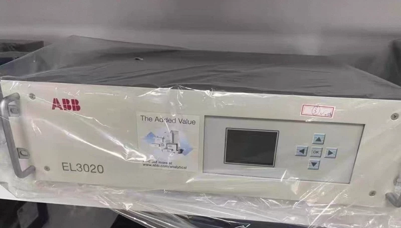 ABB EL3020 Gas Analyzer for Industrial Process Control