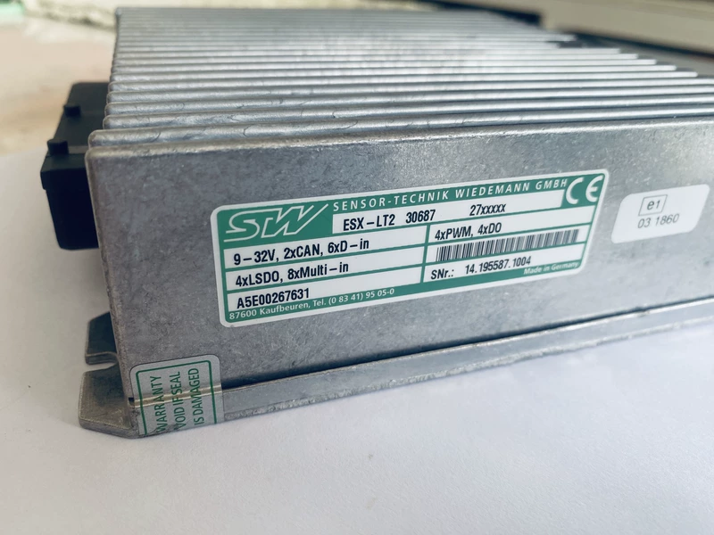 SW ESX-LT2  3076 Programmable Controller for Automation