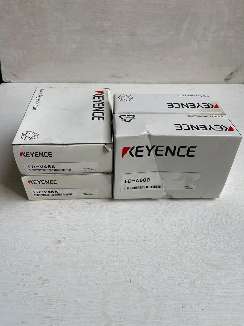 Keyence FD-V45A Flow Sensor for Water Treatment