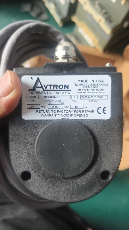 AVTRON HS35M  Y8ZU0GA91Z Encoder for Industrial Use