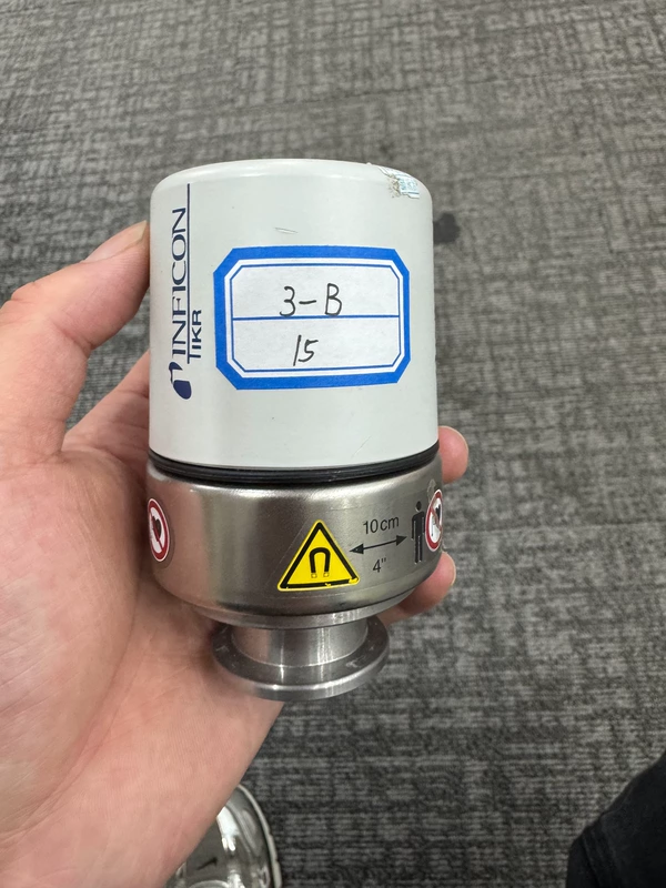 INFICON IKR251 7566 Vacuum Gauge for Precision Measurement