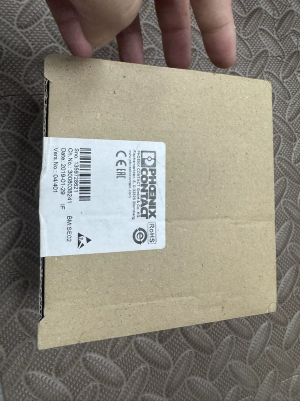 Phoenix Contact IL PN BK DI8 DO4 2TX-PAC 2703994 I/O Module