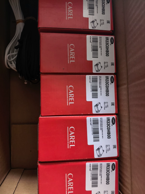 Carel IR33COHB00 Temperature Controller for Refrigeration