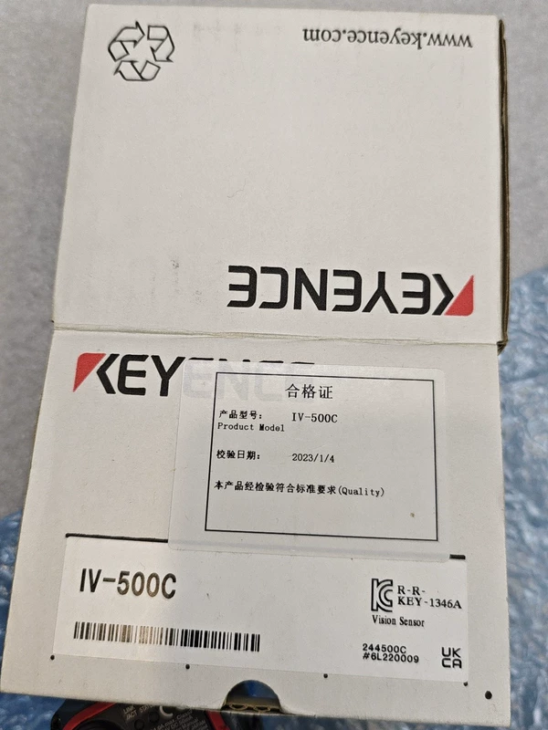 KEYENCE IV-500C Vision Sensor for Industrial Automation