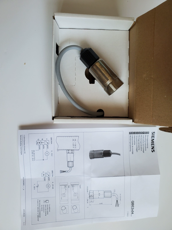 SIEMENS QBE2004-P25U Pressure Sensor 0-25 PSI HVAC