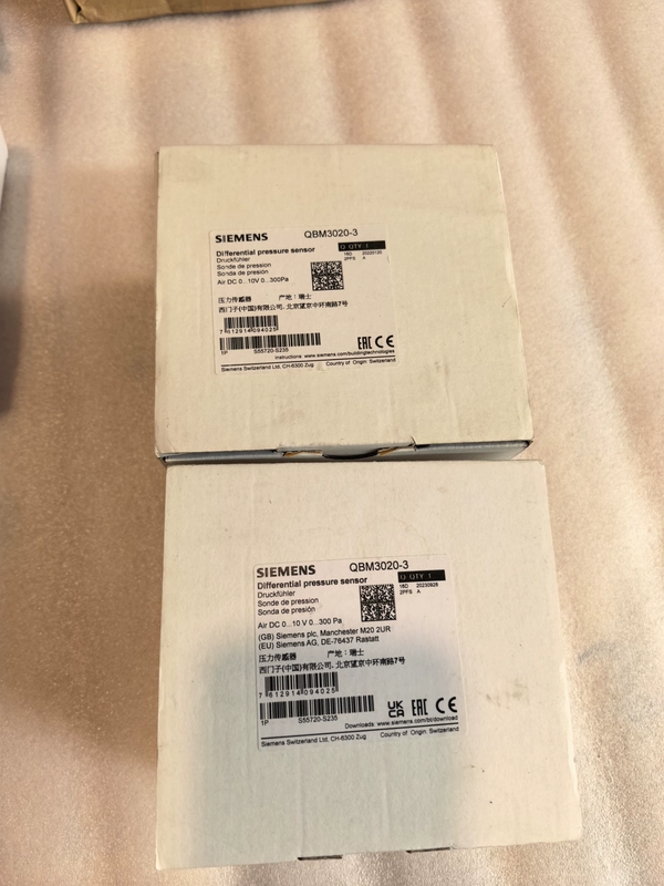 SIEMENS QBM3020-3 Pressure Sensor for Industrial Automation