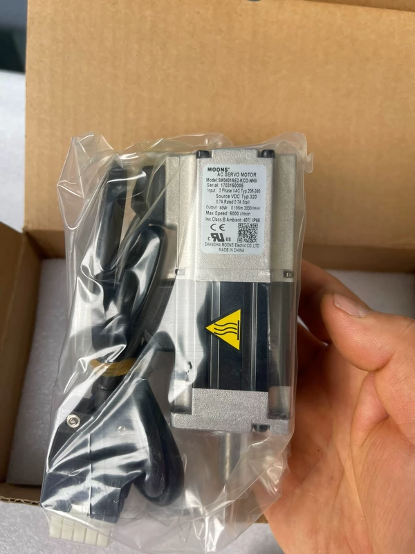 Moons' SM0401AE2-KCD-NNV Stepper Motor for Precision Motion