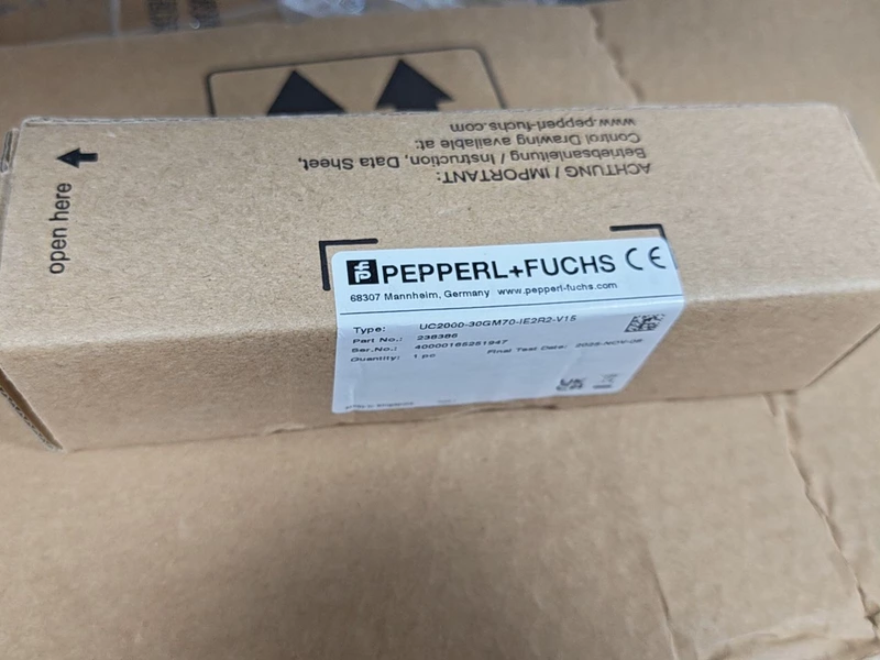 PEPPERL+FUCHS UC2000 Ultrasonic Sensor for Distance Measurement
