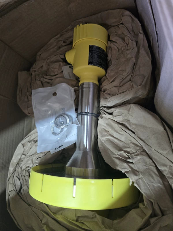 VEGA VEGAPULS63 Radar Level Sensor for Continuous Measurement