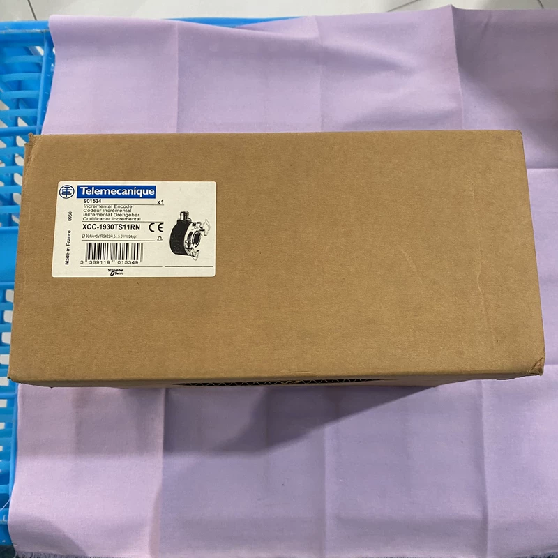 Schneider XCC-1930TS11RN Incremental Encoder for Precision