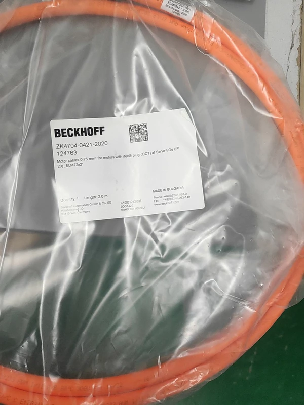 BECKHOFF ZK4704-0421-2020  124763 Servo Motor Unit