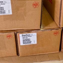Mobile Machinery Drive: Danfoss OMT200 151B3001 Motor