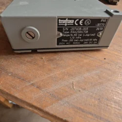 Industrial Pressure Sensor Trafag 944.2383.708 Reliable