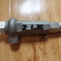 Niezgodka 1.2C Safety Valve for Industrial Steam Systems
