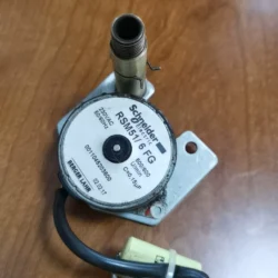 Schneider RSM51/6 FG Servo Motor for Industrial Automation