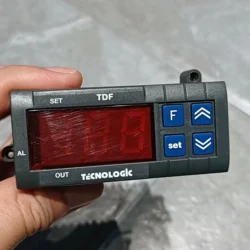 Temperature Controller Tecnologic TDF11 D-SY Used Industrial